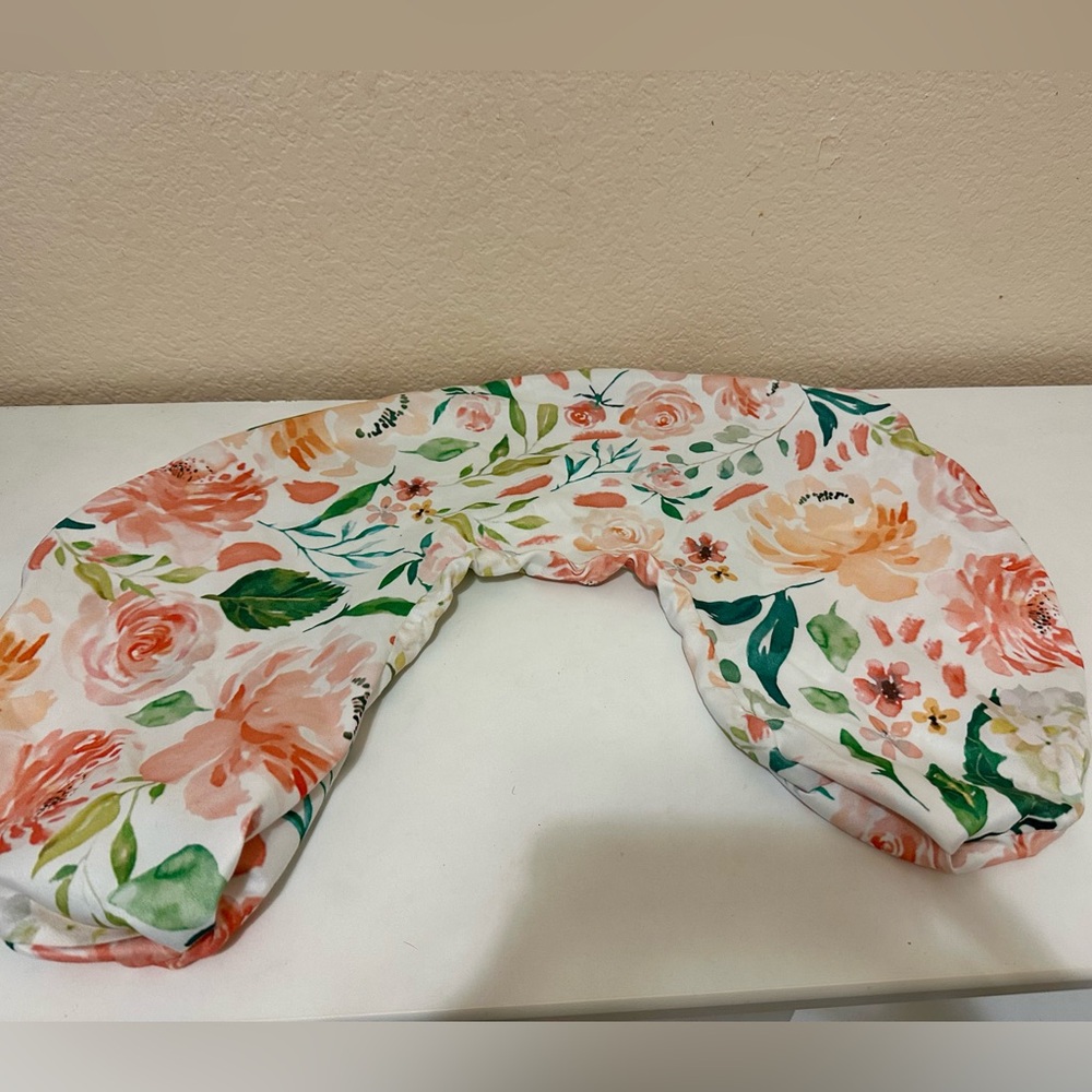 3/15$ Boppy cover floral
